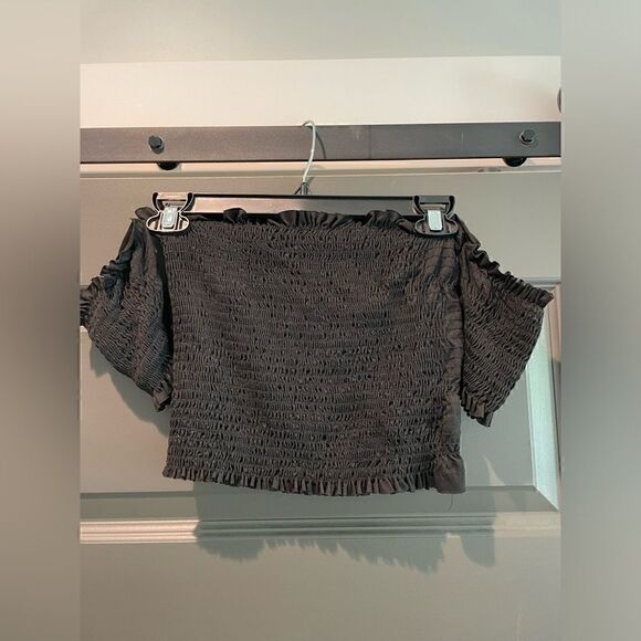 gaze Tops - Black Smocked Crop Top